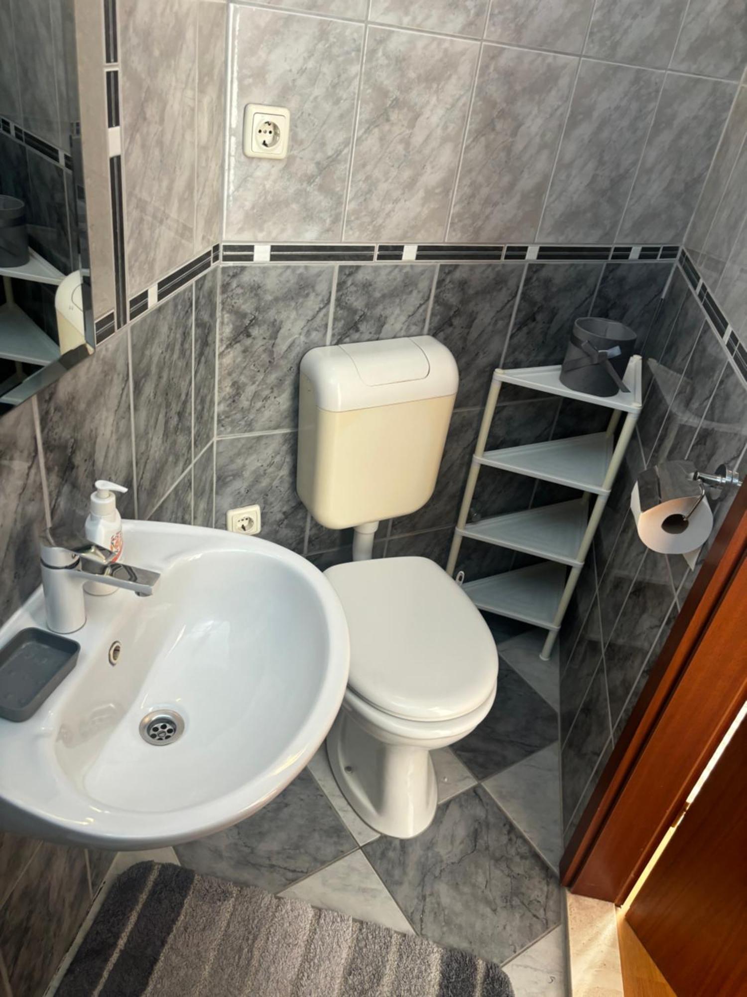 Apartmani Josipovic Baška Voda Екстериор снимка